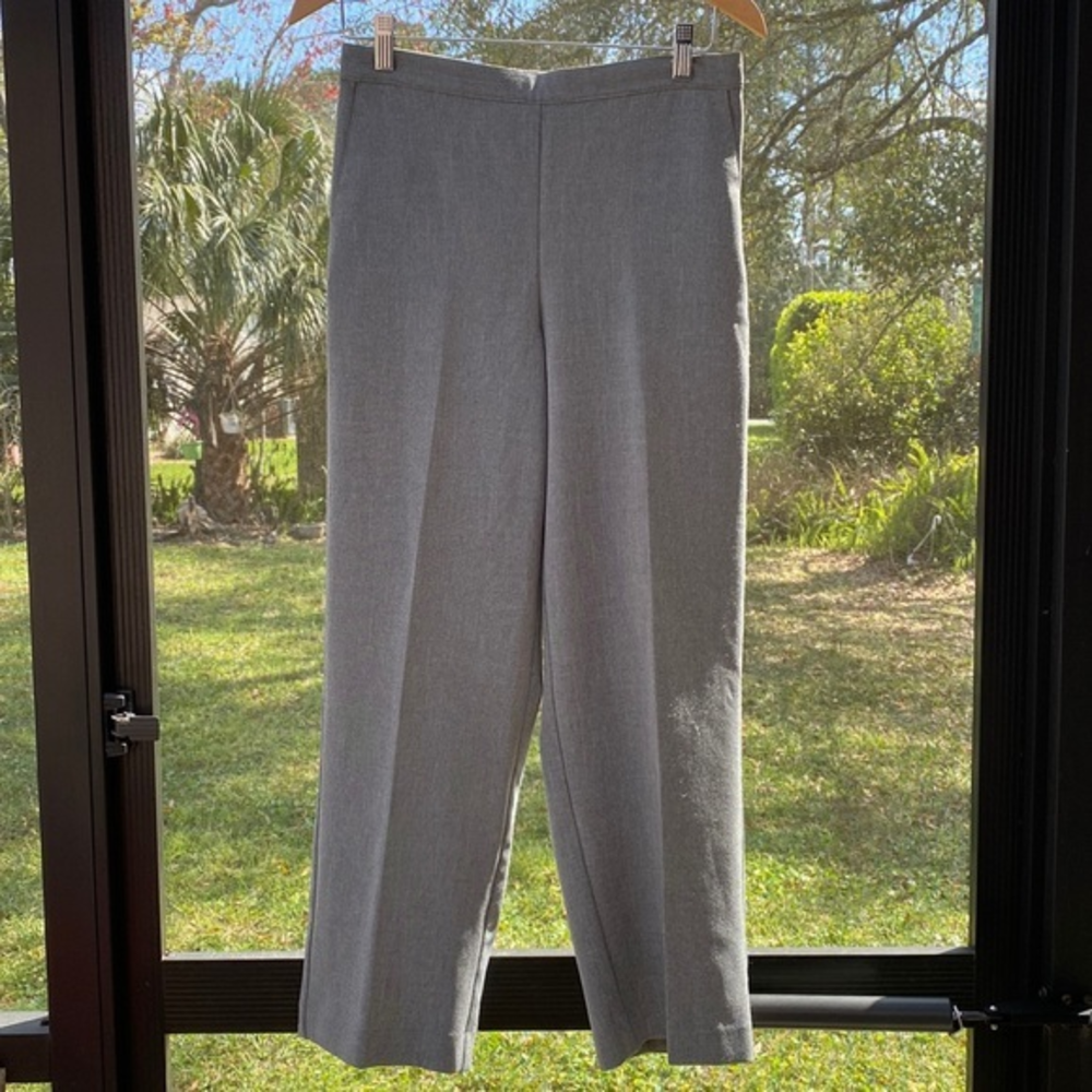 Alfred Dunner Petite Gray Pull On Straight Leg Pants Elastic Waist Pockets